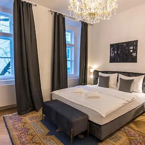 Parkview Boutique Apartment