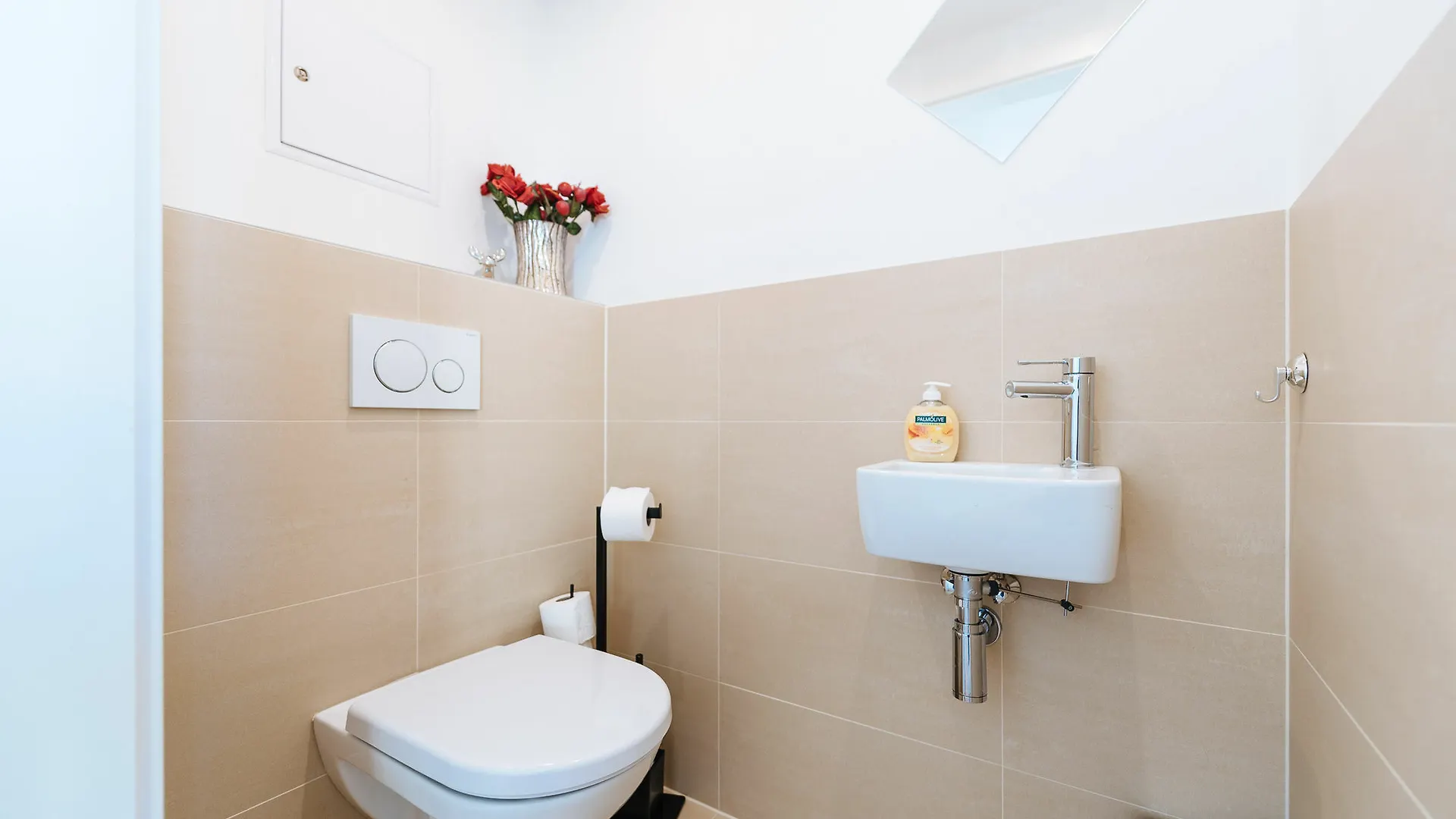Vienna Mainstation - 10 Minutes To Citycenter - Apartments With Aircondition Austria