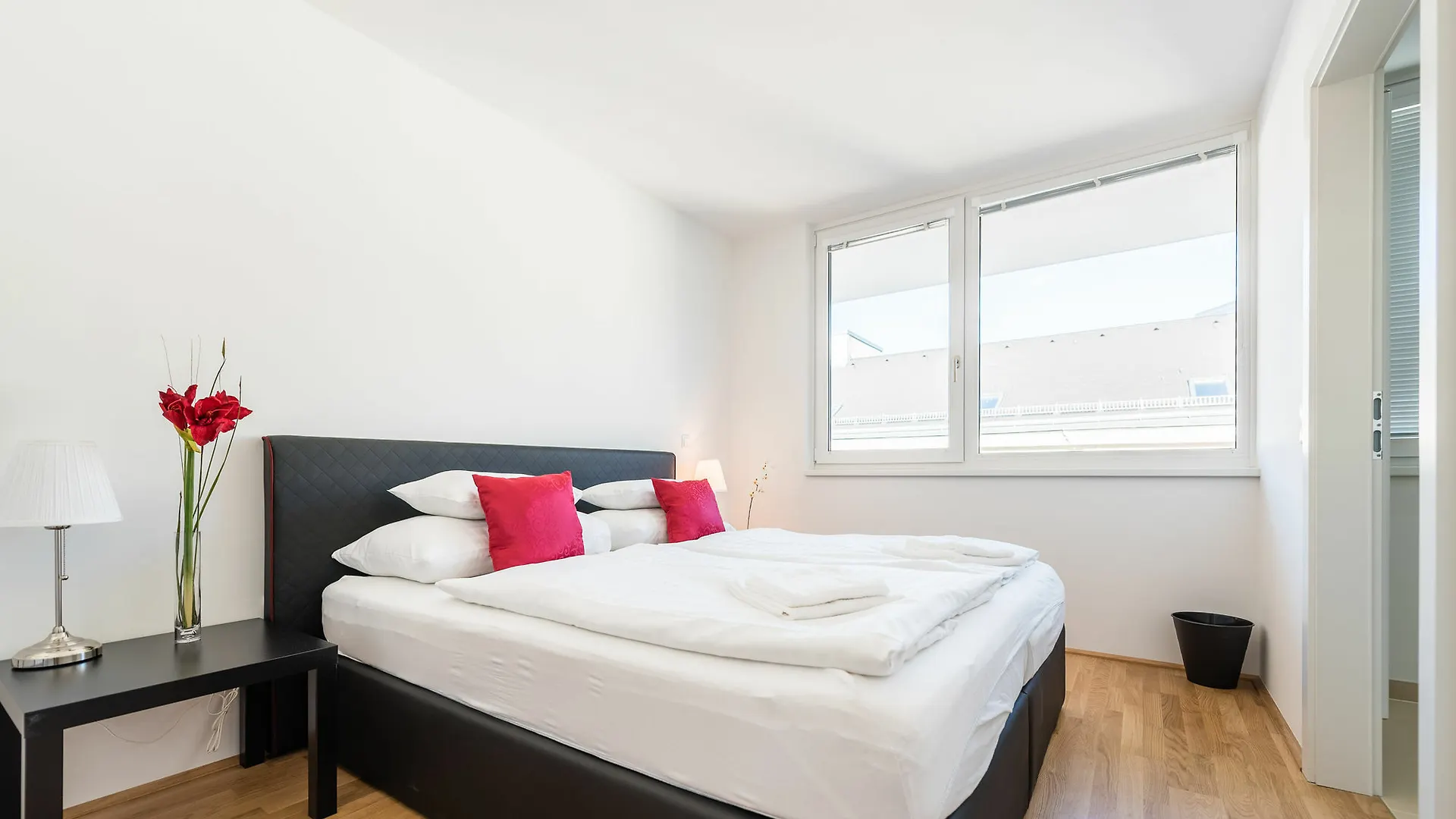 Vienna Mainstation - 10 Minutes To Citycenter - Apartments With Aircondition Austria