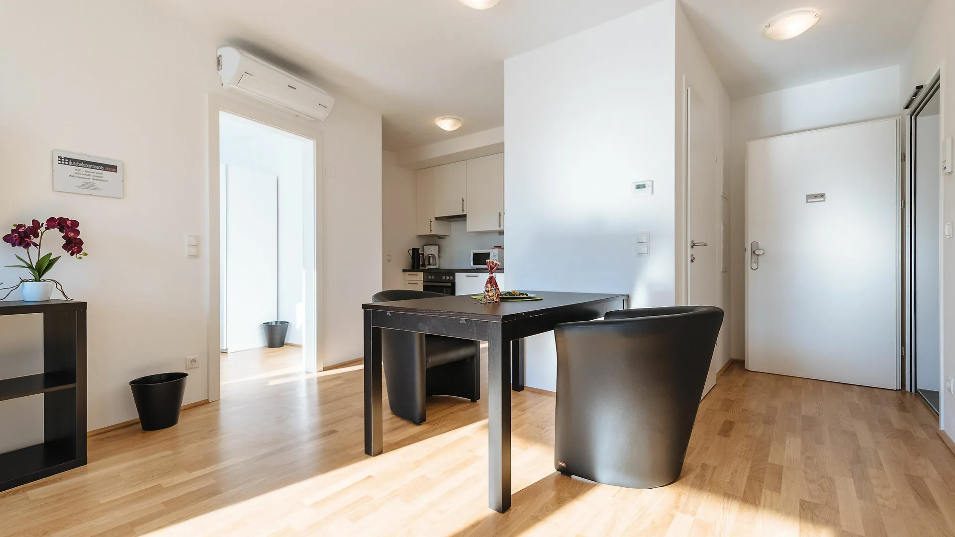 Vienna Mainstation - 10 Minutes To Citycenter - Apartments With Aircondition Austria