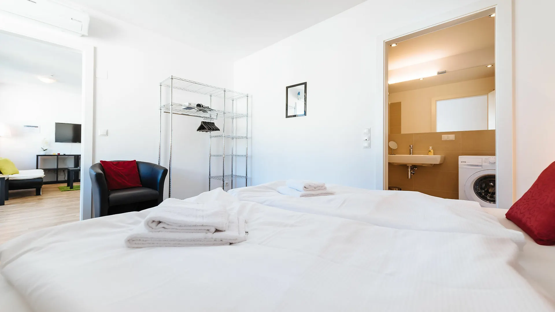 Vienna Mainstation - 10 Minutes To Citycenter - Apartments With Aircondition