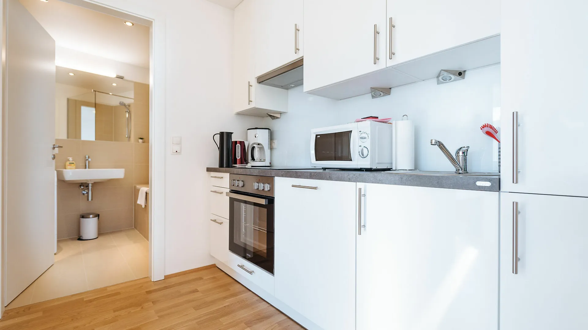 Vienna Mainstation - 10 Minutes To Citycenter - Apartments With Aircondition 0*,